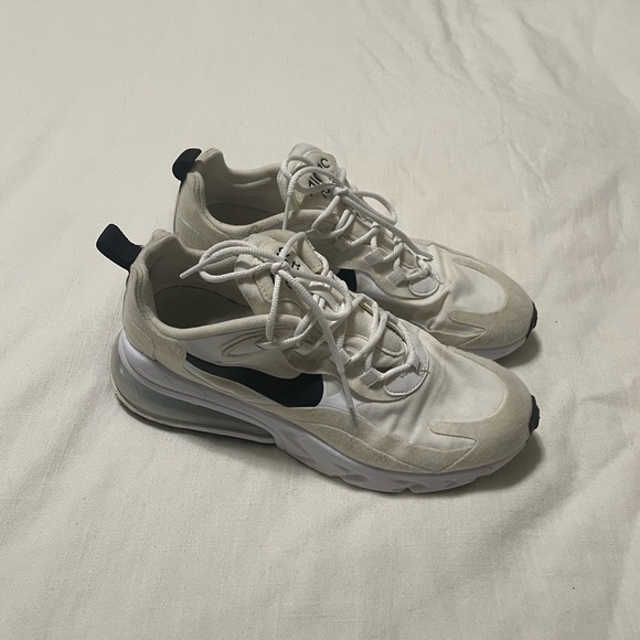 Nike Air Max 270 React - Picture 1 of 7